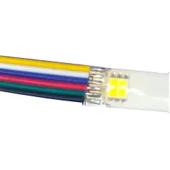 Kolorowe przewody podłączone do taśmy LED RGB. Dowiedz się, jak łączyć taśmy LED RGB, aby uzyskać efektowne oświetlenie.