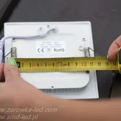 Mierzenie wymiarów plafonu sufitowego przed montażem. Instrukcja jak zamontować plafon sufitowy krok po kroku.