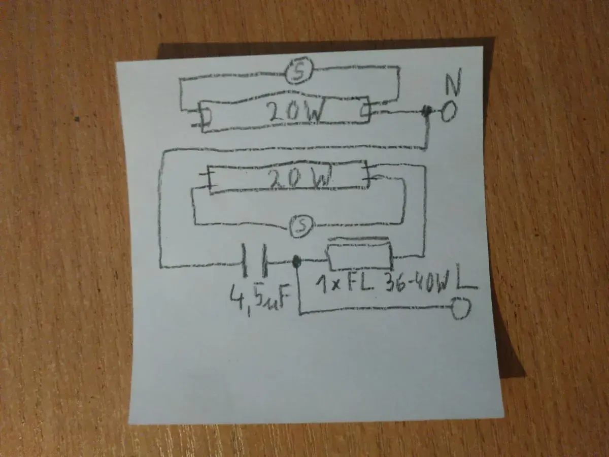 Schemat podłączenia dwóch świetlówek LED 20W z kondensatorem 4,5µF i dławikiem 1xFL 36-40W.